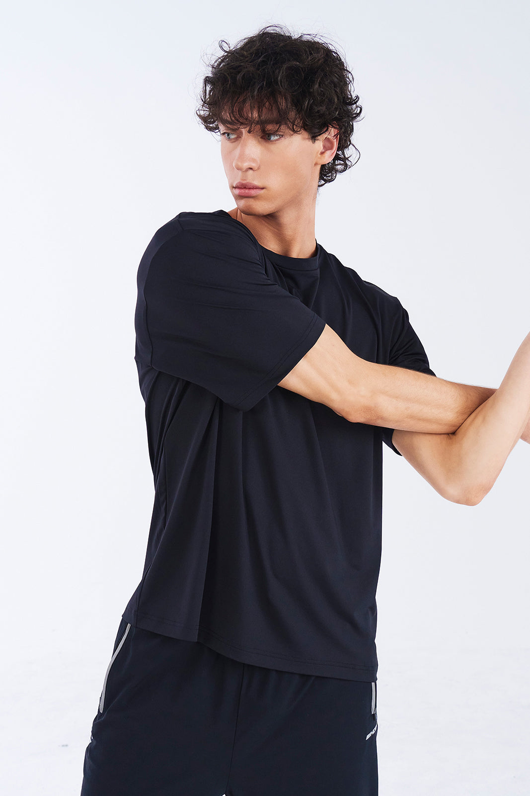 HDEX Baju Korea Olahraga Assist Core Short Sleeve Black Pria Fitness