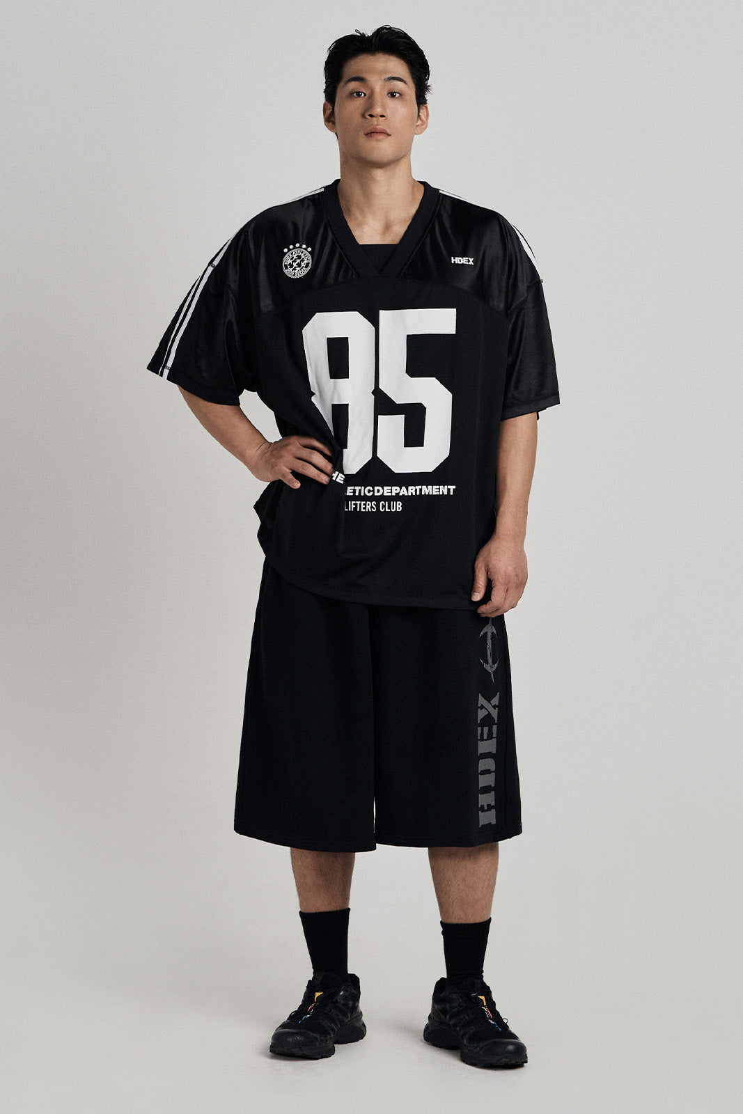 HDEX Celana Korea Olahraga Break Main Logo Bermuda Shorts Black Pria Fitness