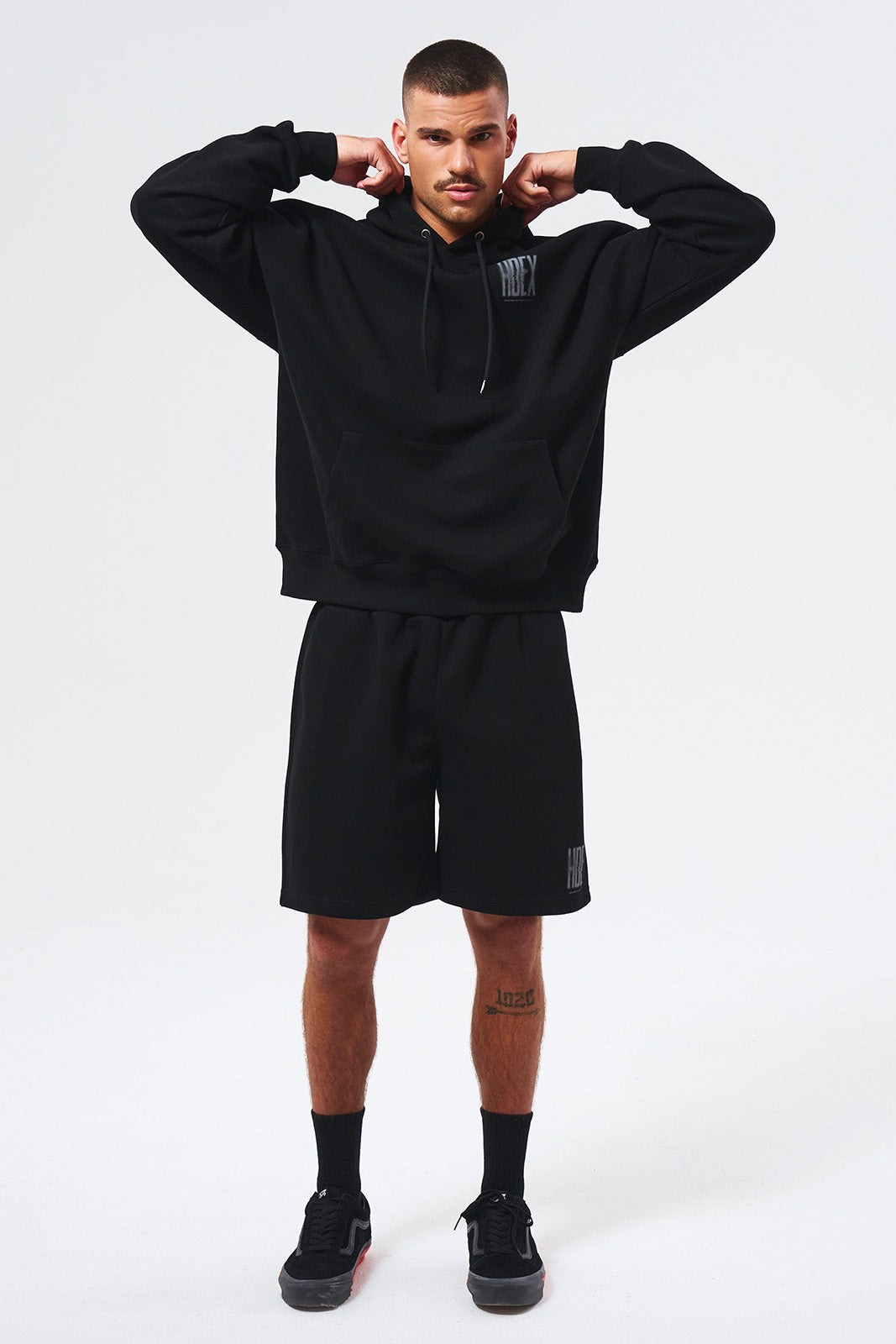 HDEX Celana Korea Olahraga Crack Printed Sweat Shorts Black Pria Fitness