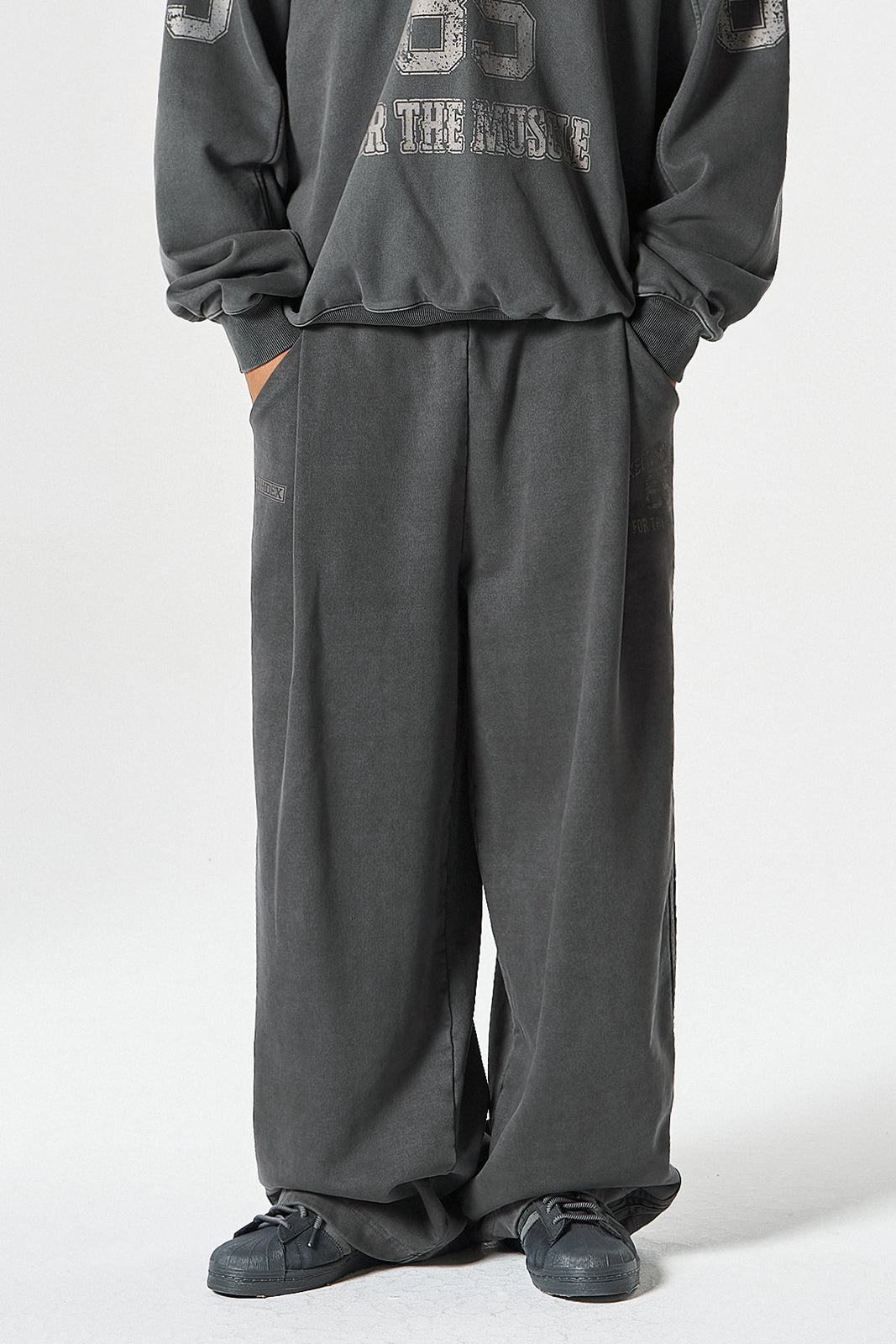 HDEX Celana Korea Olahraga Pigment Wide Sweat Pants Charcoal Pria Fitness