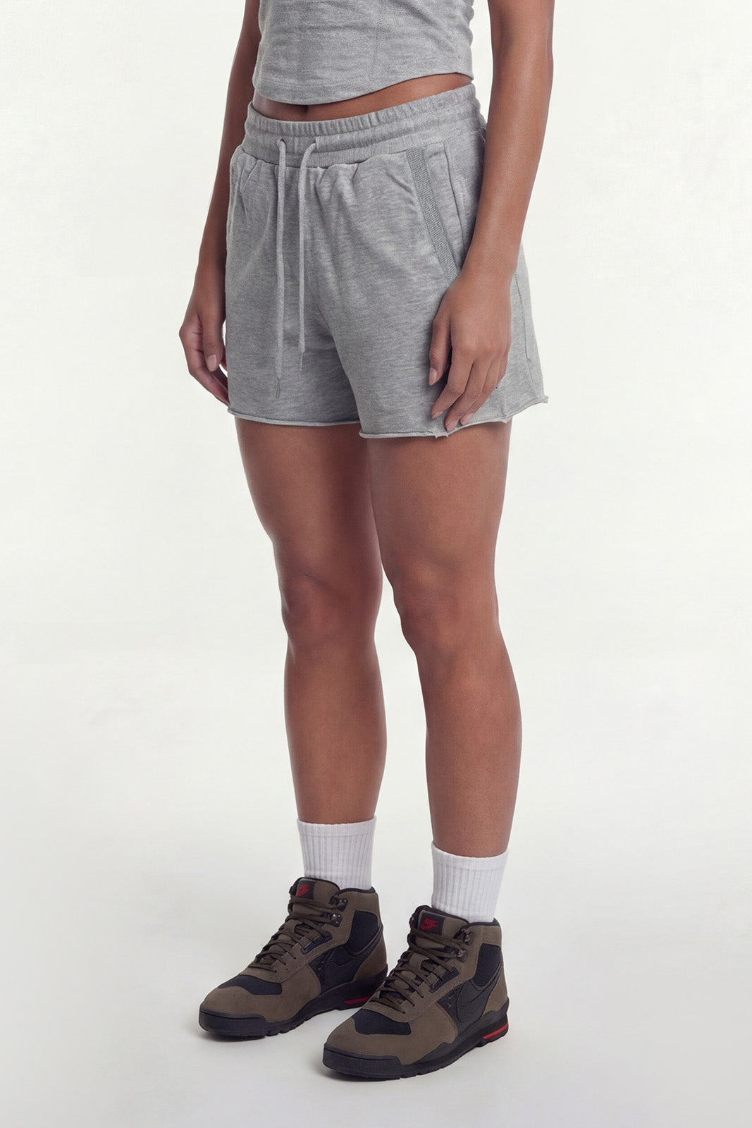 HDEX Celana Korea Olahraga Camo Cut-Off Sweat Shorts W Melange Gray Wanita Fitness