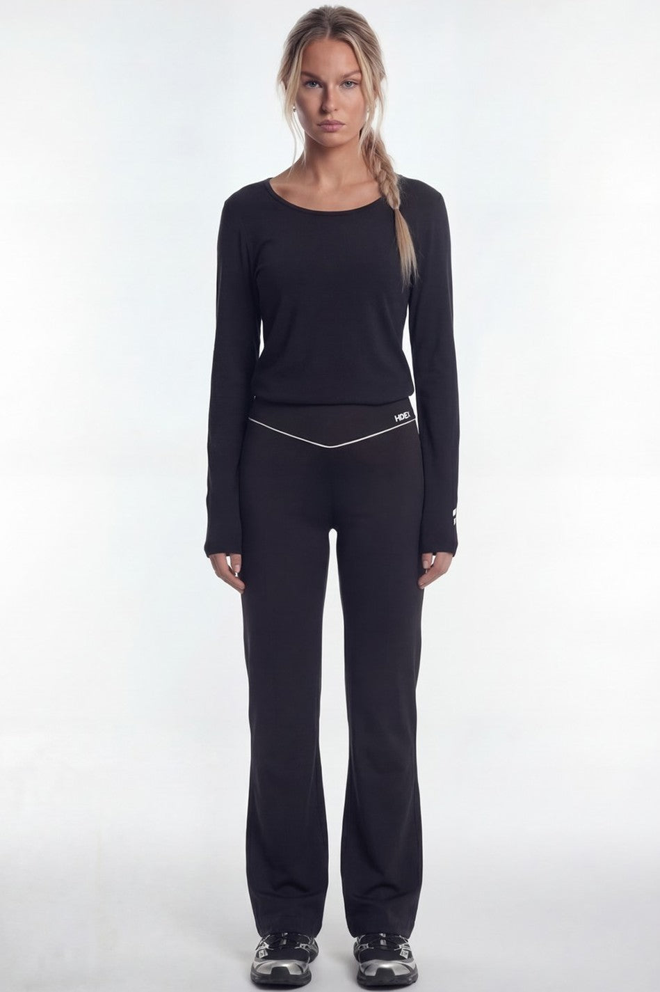 HDEX Baju Korea Olahraga Essential Modal 2 Label Long Sleeve Black Wanita Fitness